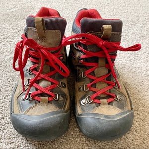 Keen Kids Waterproof hiking boots